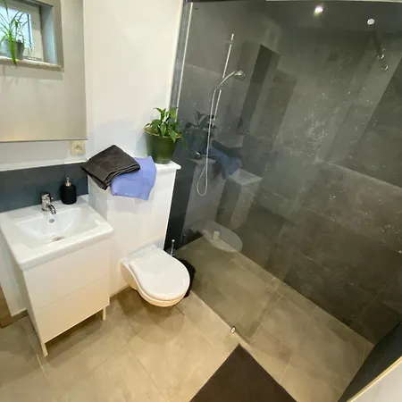 Art House - Maison D'art Feriehus